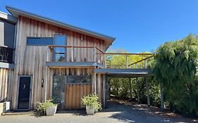 Saje'S House & Pod